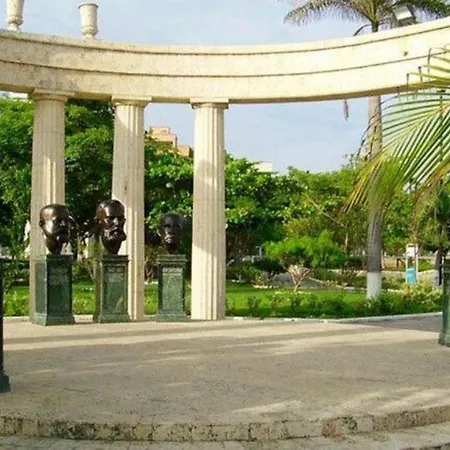 Hrc-s1 De Doble Con Piscina Cerca Al Centro Historico Con Wifi Cartagena
